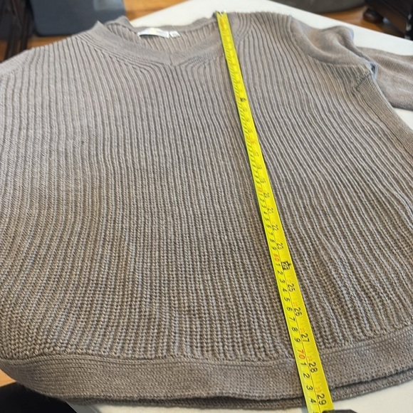 RD Style - Josslyn V Neck Sweater (from stitch fix). Size XL - Picture 14 of 14